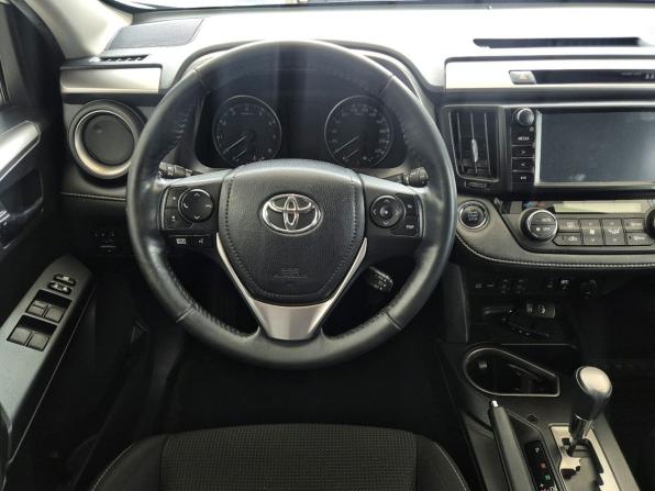 Toyota RAV4 IV (XA40) Рестайлинг с пробегом 2018 года, цена 2 699 000 рублей, 83389 км, внедорожник, Автокод Объявления