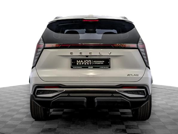 Geely Atlas II с пробегом 2024 года, цена 2 600 000 рублей, 67160 км, внедорожник, Автокод Объявления
