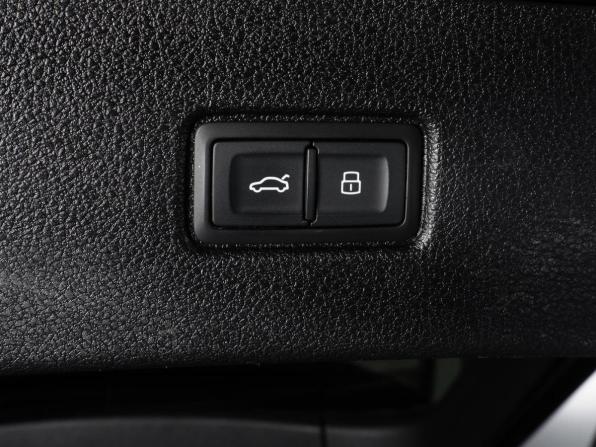 Audi Q7 II (4M) Рестайлинг с пробегом 2020 года, цена 6 429 000 рублей, 84421 км, внедорожник, Автокод Объявления