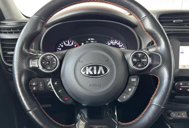 Kia Soul II Рестайлинг с пробегом 2018 года, цена 1 785 000 рублей, 34234 км, хэтчбек, Автокод Объявления