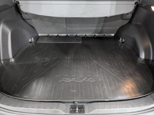 Toyota RAV4 V (XA50) с пробегом 2021 года, цена 3 350 000 рублей, 62472 км, внедорожник, Автокод Объявления