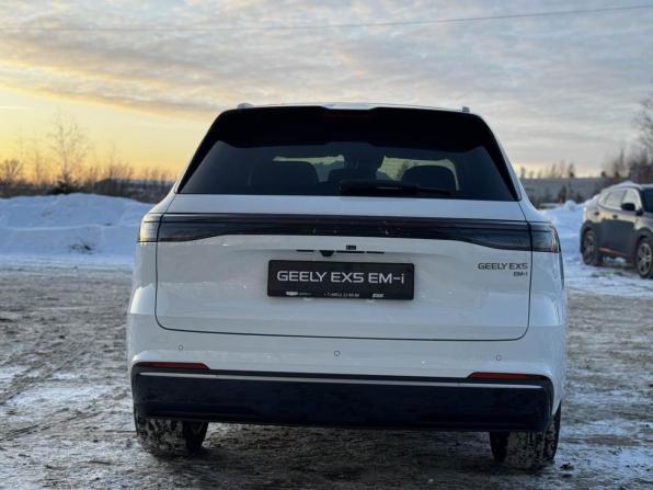 Новый Geely EX5 EM-i 2026 года, цена 3 974 990 рублей, внедорожник, Автокод Объявления