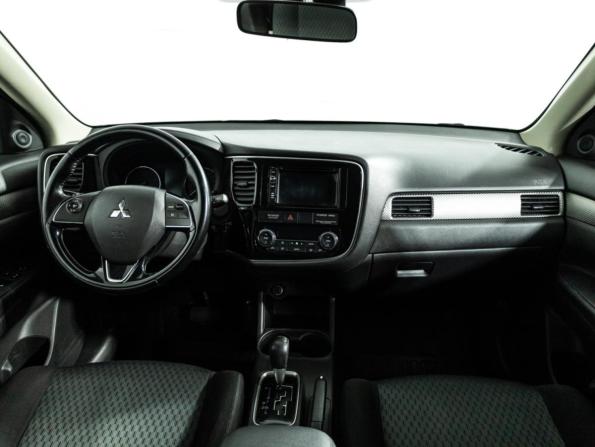 Mitsubishi Outlander III Рестайлинг 2 с пробегом 2015 года, цена 1 549 777 рублей, 174010 км, внедорожник, Автокод Объявления