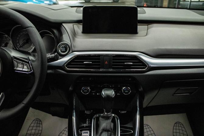 Mazda CX-9 II с пробегом 2018 года, цена 2 699 000 рублей, 175029 км, внедорожник, Автокод Объявления