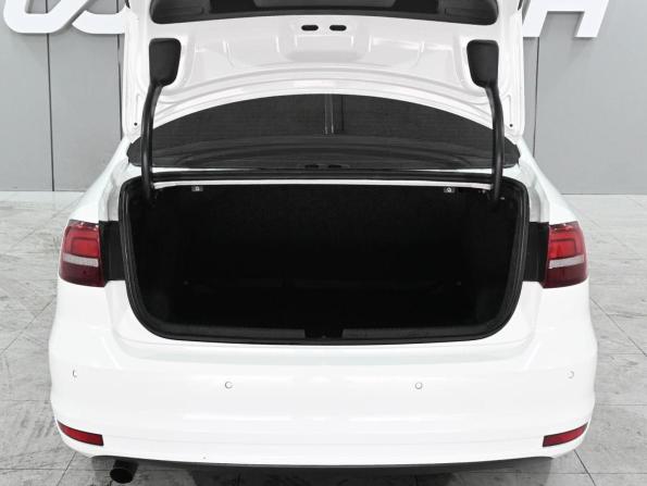 Volkswagen Jetta VI Рестайлинг с пробегом 2016 года, цена 1 549 000 рублей, 137156 км, седан, Автокод Объявления