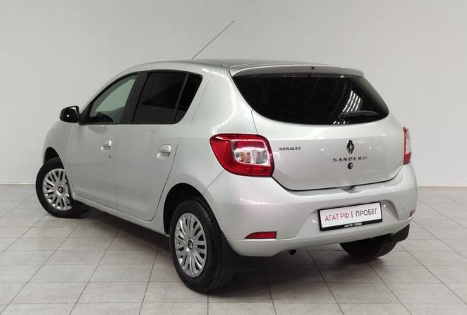 Renault Sandero II с пробегом 2016 года, цена 730 000 рублей, 147519 км, хэтчбек, Автокод Объявления