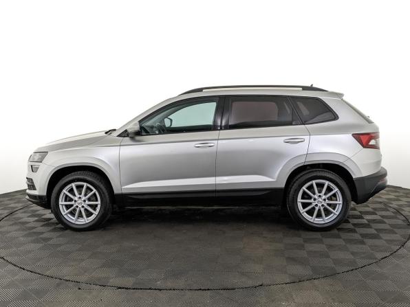 Skoda Karoq I с пробегом 2020 года, цена 2 185 000 рублей, 103015 км, внедорожник, Автокод Объявления