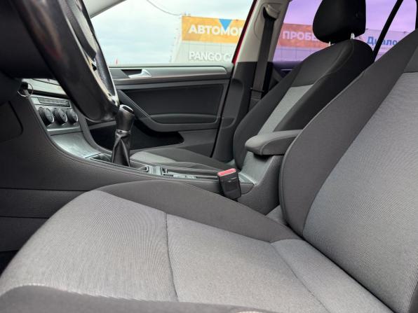 Volkswagen Golf VII с пробегом 2013 года, цена 950 000 рублей, 190000 км, хэтчбек, Автокод Объявления