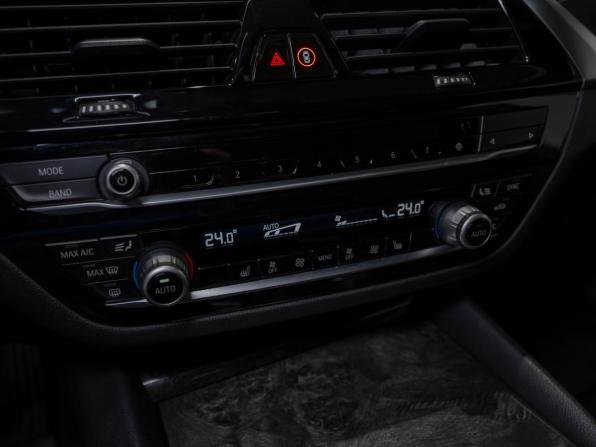 BMW 5 серии VII (G30/G31/G38) Рестайлинг с пробегом 2021 года, цена 4 500 000 рублей, 99701 км, седан, Автокод Объявления