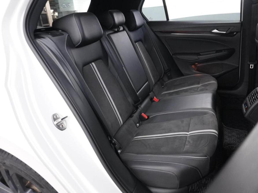 Volkswagen Golf VIII Москва  - изображение 7