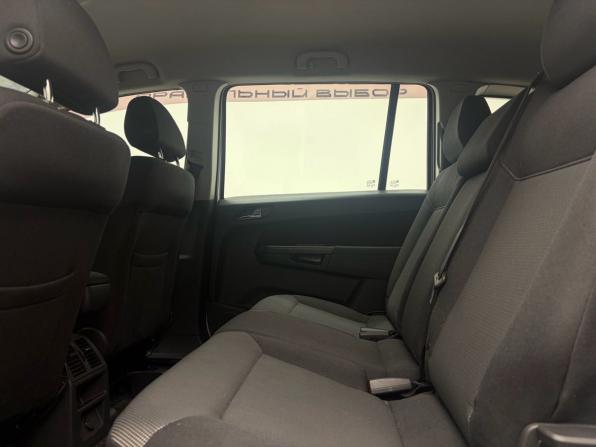 Opel Zafira B Рестайлинг с пробегом 2013 года, цена 949 900 рублей, 125754 км, компактвэн, Автокод Объявления