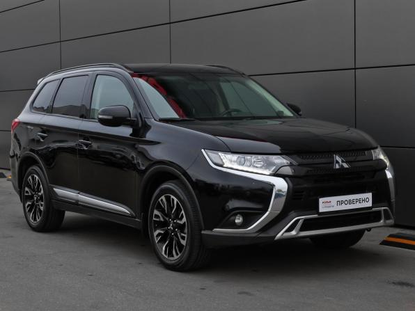 Mitsubishi Outlander III Рестайлинг 3 с пробегом 2022 года, цена 2 198 000 рублей, 122985 км, внедорожник, Автокод Объявления