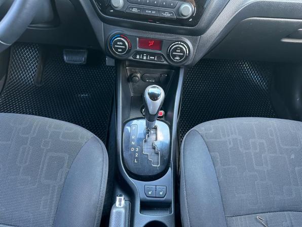 Kia Rio III с пробегом 2012 года, цена 840 000 рублей, 192172 км, хэтчбек, Автокод Объявления
