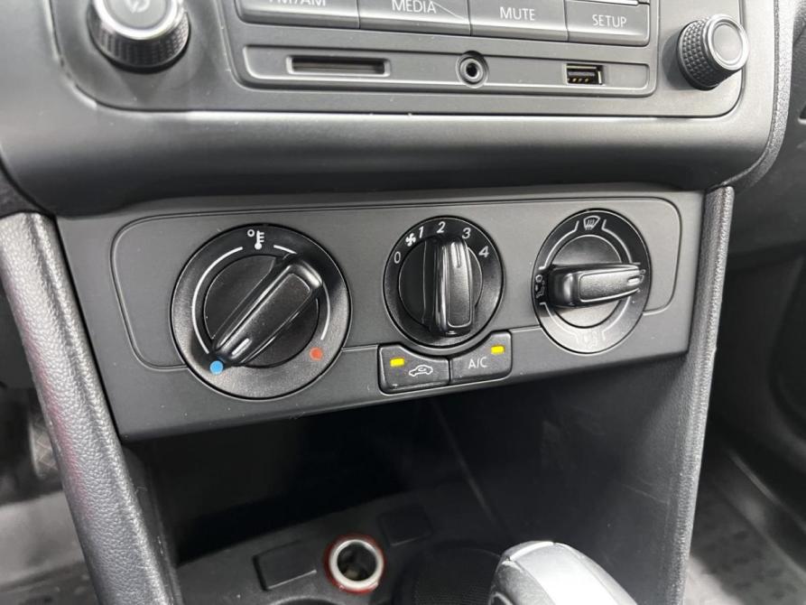 Volkswagen Polo V Рестайлинг Ростов-на-Дону  - изображение 13