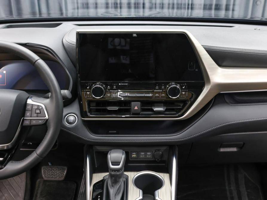 Toyota Highlander IV (XU70) Москва  - изображение 16