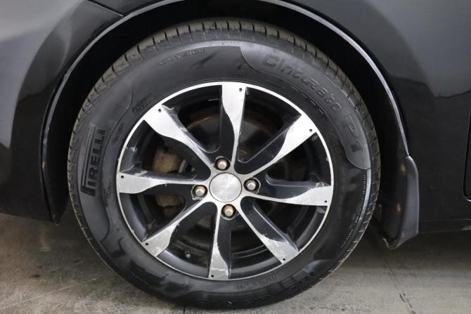 Hyundai Solaris I с пробегом 2012 года, цена 599 000 рублей, 218000 км, хэтчбек, Автокод Объявления