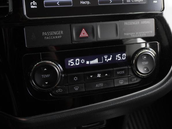 Mitsubishi Outlander III Рестайлинг 2 с пробегом 2018 года, цена 2 975 000 рублей, 139434 км, внедорожник, Автокод Объявления