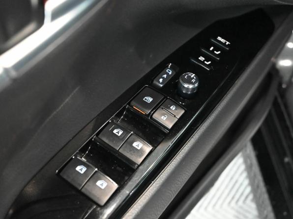 Toyota Camry VIII (XV70) с пробегом 2019 года, цена 3 300 000 рублей, 122300 км, седан, Автокод Объявления