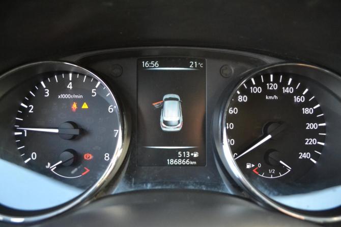 Nissan Qashqai II с пробегом 2017 года, цена 1 300 000 рублей, 186851 км, внедорожник, Автокод Объявления