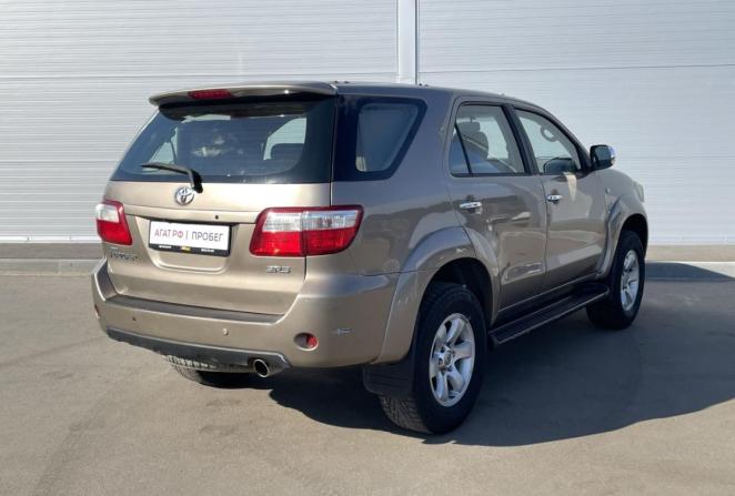 Toyota Fortuner I Рестайлинг с пробегом 2009 года, цена 1 510 000 рублей, 193505 км, внедорожник, Автокод Объявления