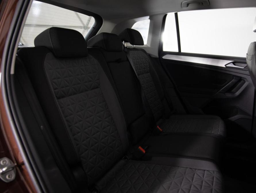Volkswagen Tiguan II Рестайлинг Санкт-Петербург  - изображение 12