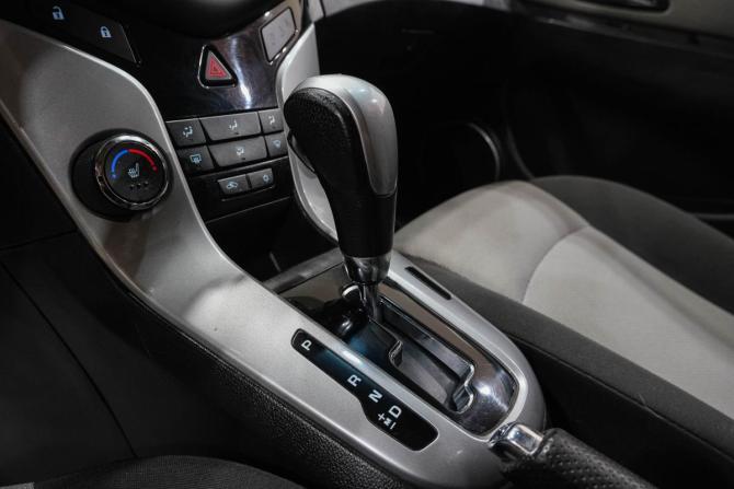 Chevrolet Cruze I Рестайлинг с пробегом 2014 года, цена 749 000 рублей, 221500 км, хэтчбек, Автокод Объявления
