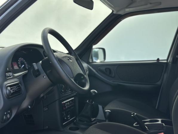 Lada (ВАЗ) Niva Travel I с пробегом 2024 года, цена 1 095 000 рублей, 9068 км, внедорожник, Автокод Объявления