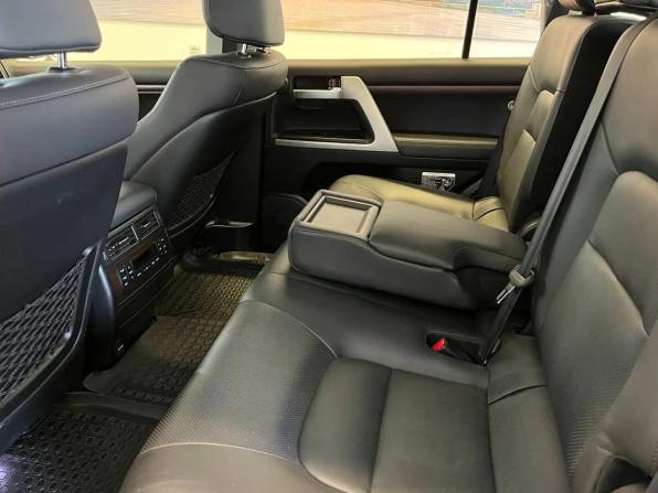 Toyota Land Cruiser 200 Series Рестайлинг 2 с пробегом 2019 года, цена 7 980 000 рублей, 57226 км, внедорожник, Автокод Объявления