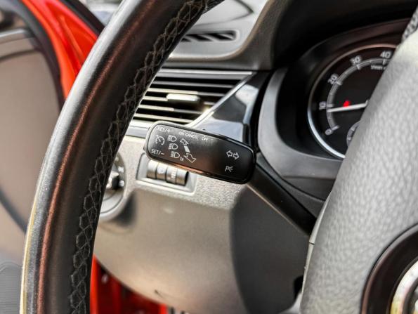 Skoda Rapid I Рестайлинг с пробегом 2018 года, цена 1 378 000 рублей, 99128 км, лифтбек, Автокод Объявления