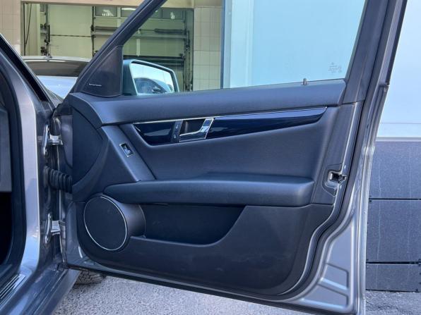 Mercedes-Benz C-Класс III (W204) с пробегом 2010 года, цена 1 050 000 рублей, 280678 км, седан, Автокод Объявления