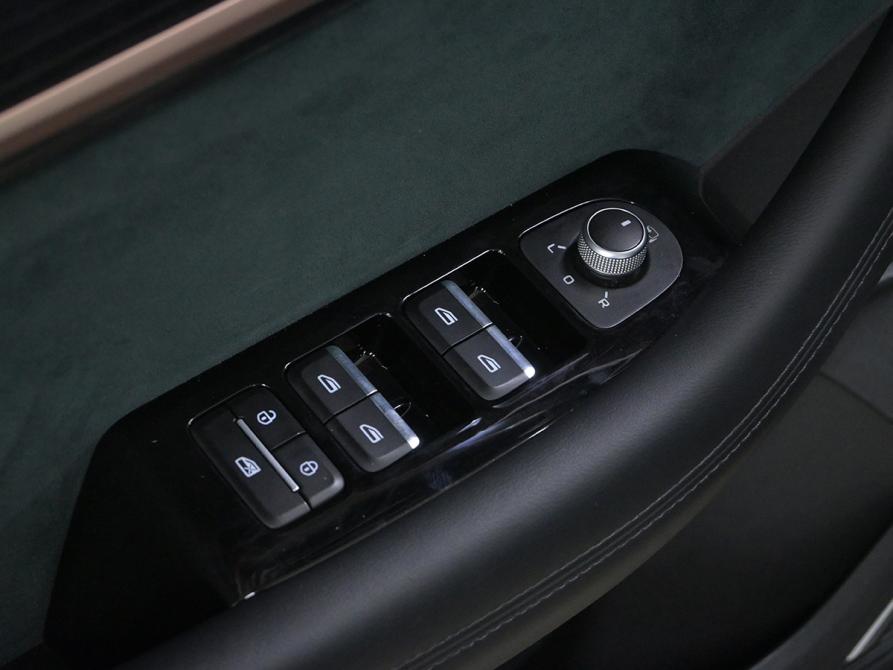 Geely Monjaro I Москва  - изображение 15
