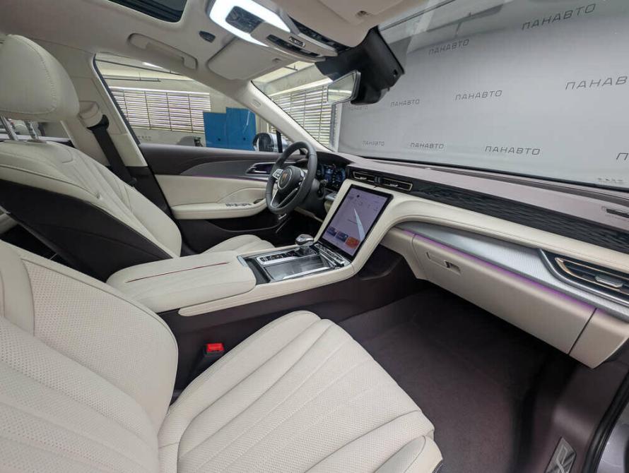 Hongqi H5 II Москва  - изображение 8