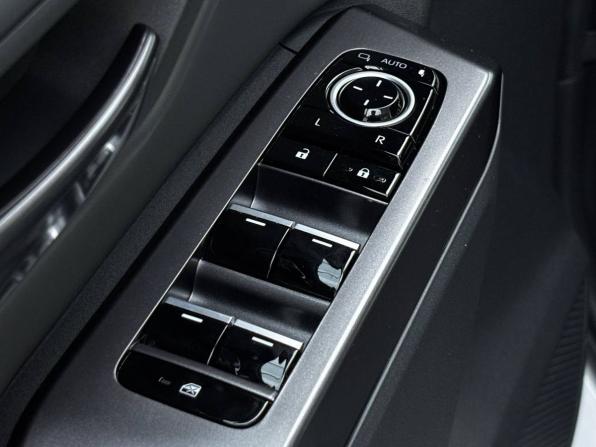 Toyota RAV4 VI (XA60) с пробегом 2026 года, цена 4 410 000 рублей, 134 км, внедорожник, Автокод Объявления