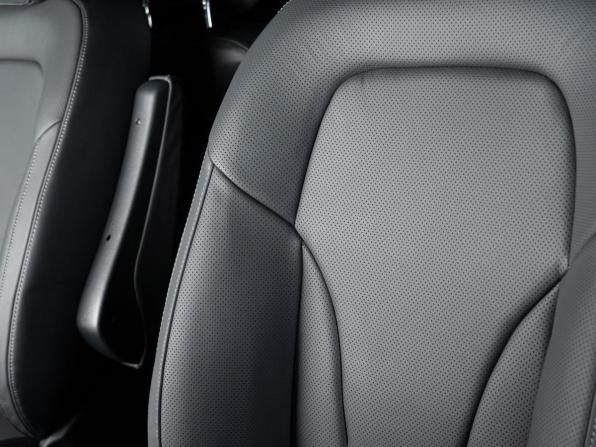 Mercedes-Benz V-Класс III (W447) Рестайлинг 2 с пробегом 2026 года, цена 14 890 000 рублей, 10 км, минивэн, Автокод Объявления