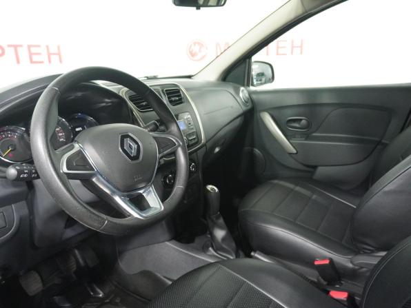 Renault Logan II Рестайлинг с пробегом 2019 года, цена 1 220 000 рублей, 55500 км, седан, Автокод Объявления