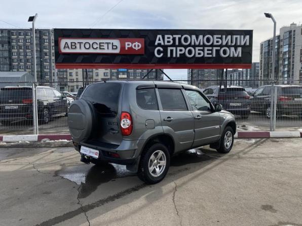 Chevrolet Niva I Рестайлинг с пробегом 2017 года, цена 599 000 рублей, 212946 км, внедорожник, Автокод Объявления