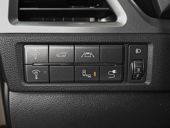 SsangYong Korando IV с пробегом 2021 года, цена 2 570 000 рублей, 46280 км, внедорожник, Автокод Объявления