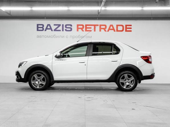 Renault Logan II Рестайлинг с пробегом 2022 года, цена 1 175 000 рублей, 49545 км, седан, Автокод Объявления