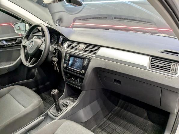 Skoda Rapid I Рестайлинг с пробегом 2019 года, цена 850 000 рублей, 184126 км, лифтбек, Автокод Объявления
