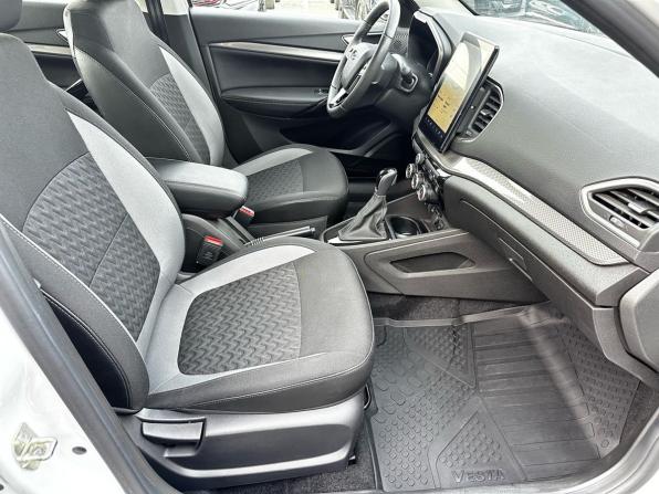 Lada (ВАЗ) Vesta I Рестайлинг (NG) с пробегом 2024 года, цена 1 550 000 рублей, 4063 км, седан, Автокод Объявления