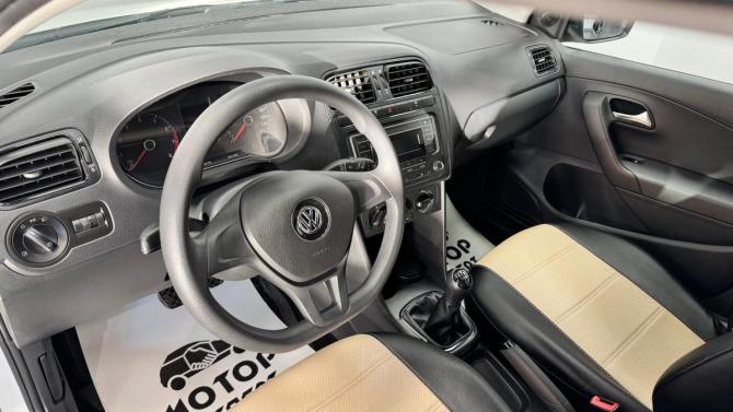 Volkswagen Polo V Рестайлинг с пробегом 2018 года, цена 1 185 000 рублей, 75000 км, седан, Автокод Объявления