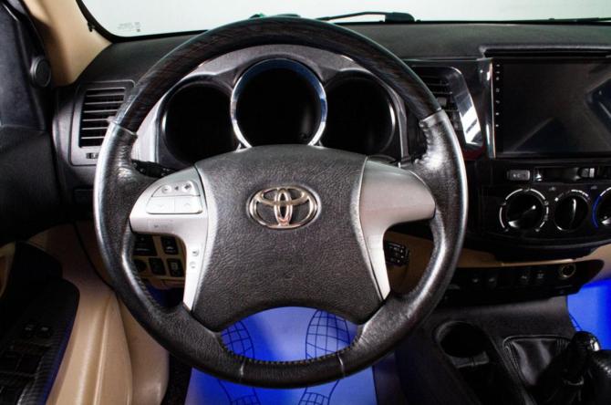 Toyota Fortuner I Рестайлинг с пробегом 2010 года, цена 2 619 000 рублей, 165000 км, внедорожник, Автокод Объявления
