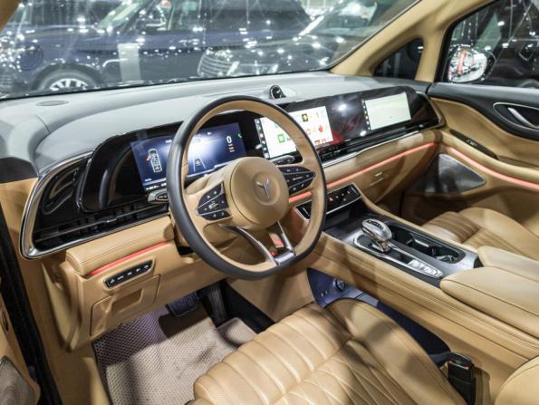 Voyah Dream I с пробегом 2023 года, цена 5 530 000 рублей, 33500 км, минивэн, Автокод Объявления