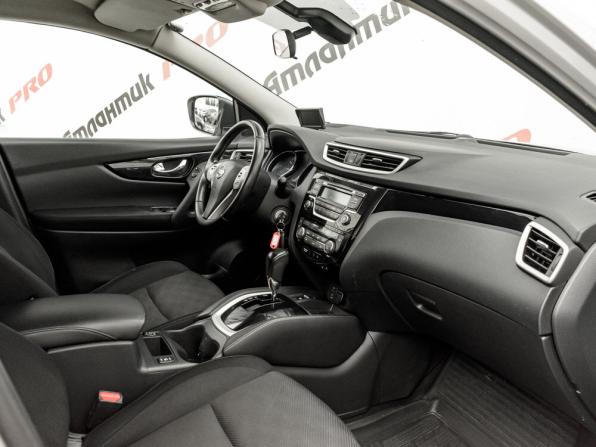 Nissan Qashqai II с пробегом 2017 года, цена 1 325 000 рублей, 97439 км, внедорожник, Автокод Объявления