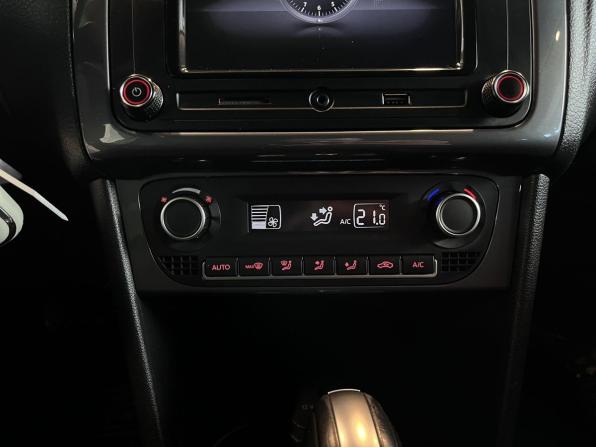 Volkswagen Polo V Рестайлинг с пробегом 2019 года, цена 1 480 000 рублей, 99725 км, седан, Автокод Объявления