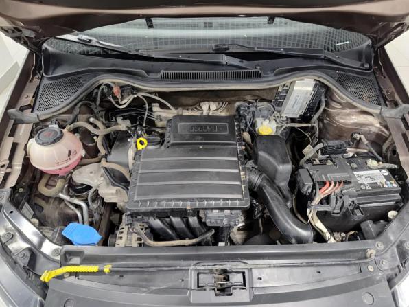 Volkswagen Polo V Рестайлинг с пробегом 2019 года, цена 1 250 000 рублей, 157737 км, седан, Автокод Объявления