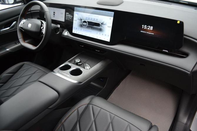 Changan CS75 Plus IV с пробегом 2025 года, цена 3 250 000 рублей, 15930 км, внедорожник, Автокод Объявления
