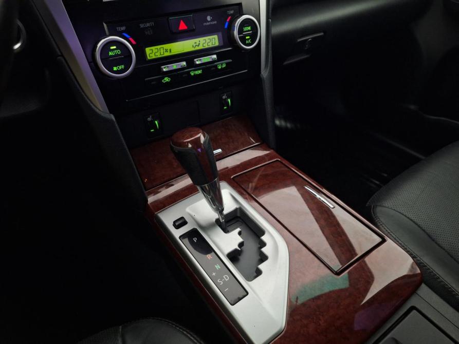 Toyota Camry VII (XV50) Псков  - изображение 16