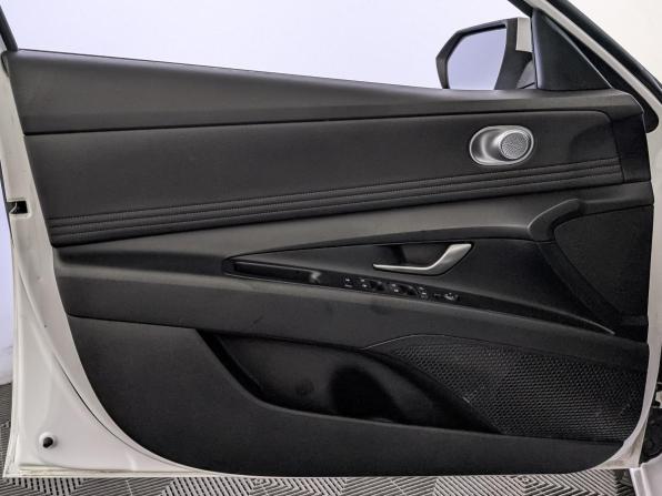 Hyundai Elantra VII (CN7) с пробегом 2021 года, цена 1 860 000 рублей, 117198 км, седан, Автокод Объявления