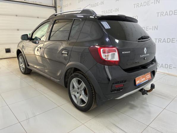 Renault Sandero II Рестайлинг с пробегом 2019 года, цена 1 140 000 рублей, 109000 км, хэтчбек, Автокод Объявления